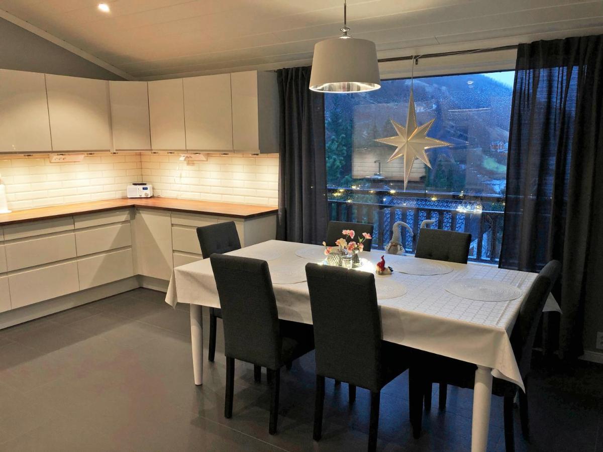 Otnes Sør Lejlighed Aurland Eksteriør billede