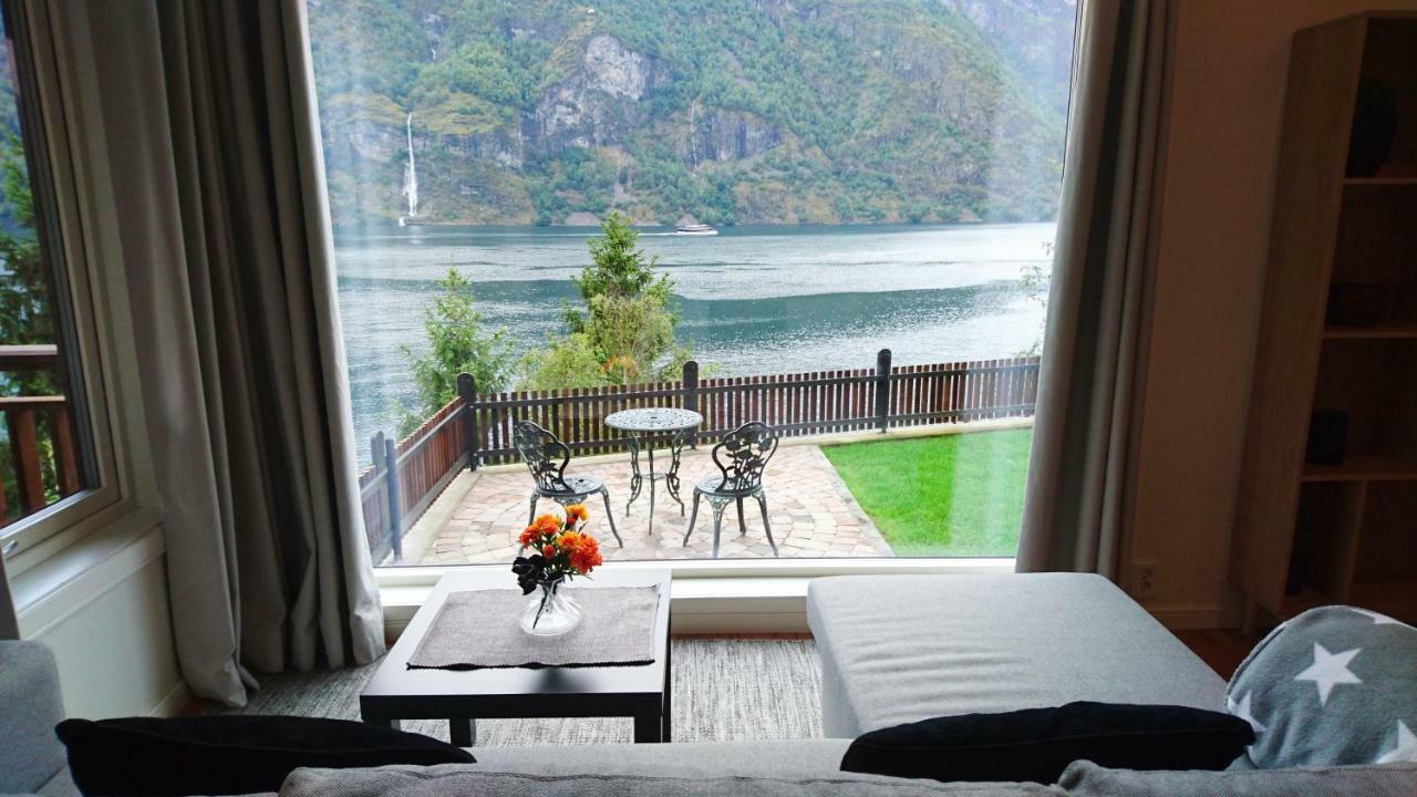 Otnes Sør Lejlighed Aurland Eksteriør billede